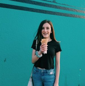 Meet your Posher, Emma